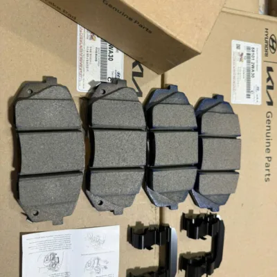 Má phanh trước Hyundai Tucson IX35 2010–2014 chính hãng Hyundai