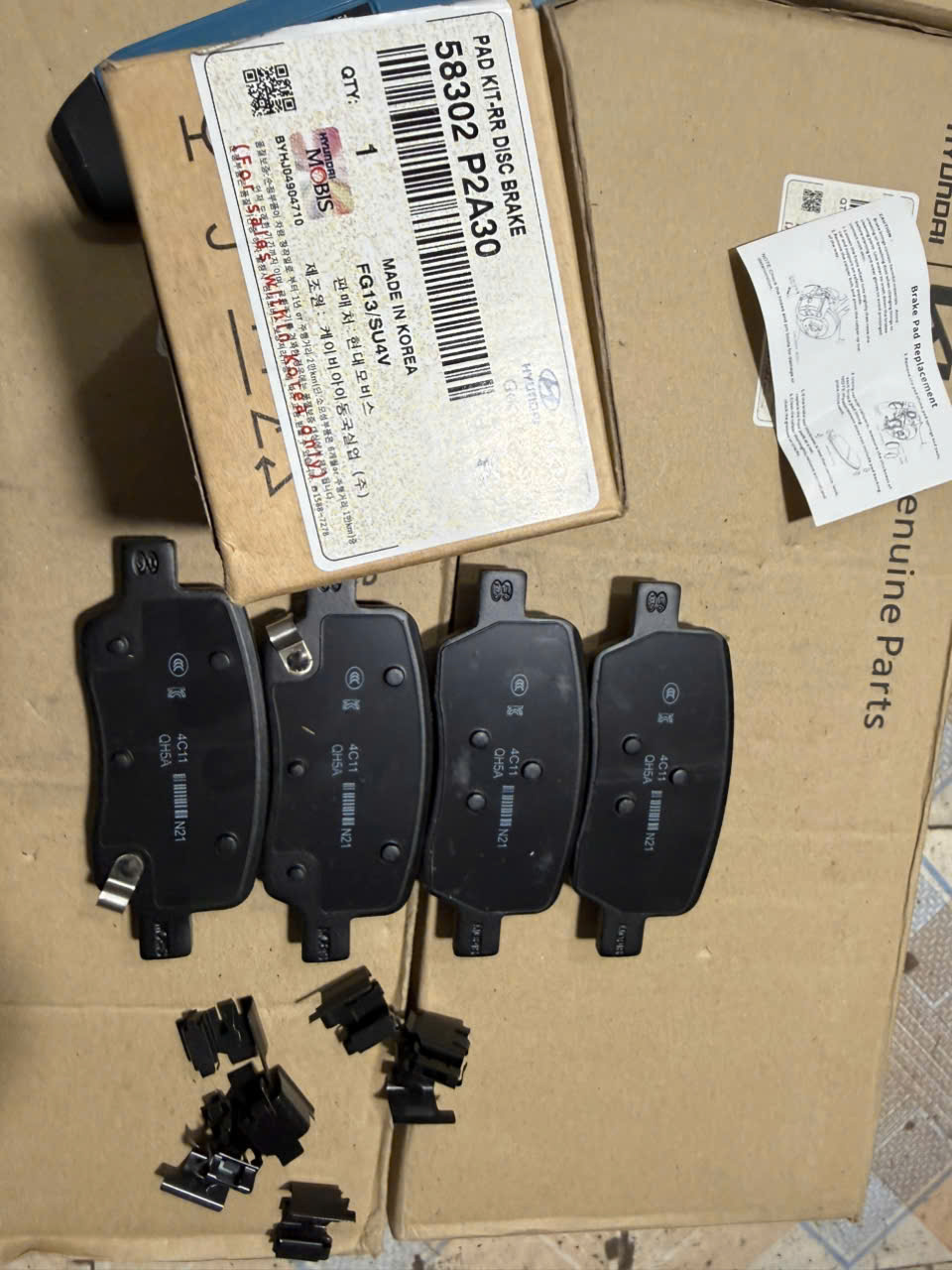 Má phanh sau Hyundai Santafe/palisade và kia sorento chính hãng 58302P2A30 - Ảnh 3