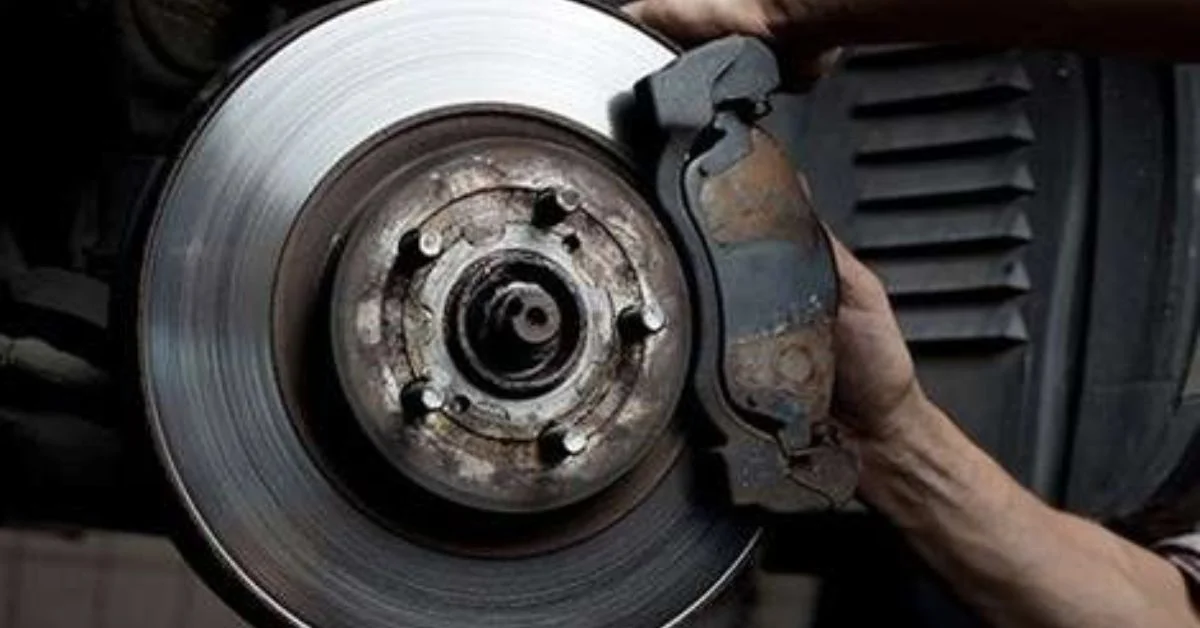 Dấu hiệu nhận biết má phanh bị mòn